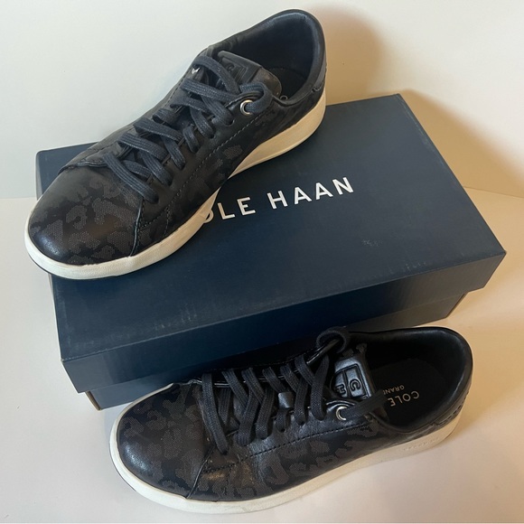 Cole Haan Women’s GrandPro Tennis Sneaker, Size 6 - Picture 7 of 7